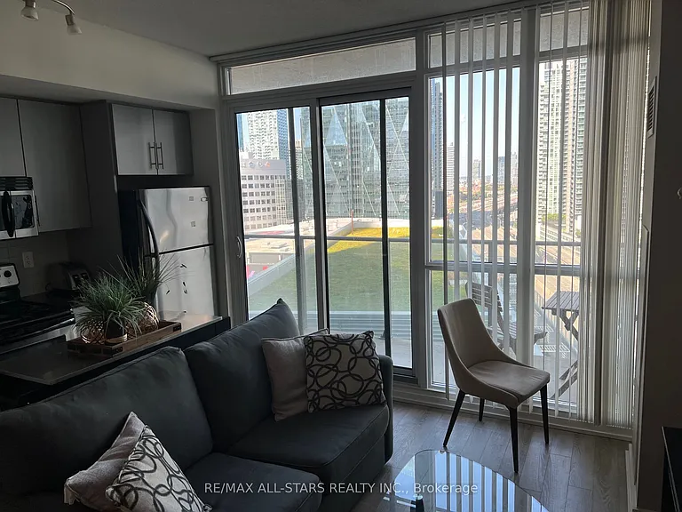 55 Bremner Blvd #1306 — Photo 6