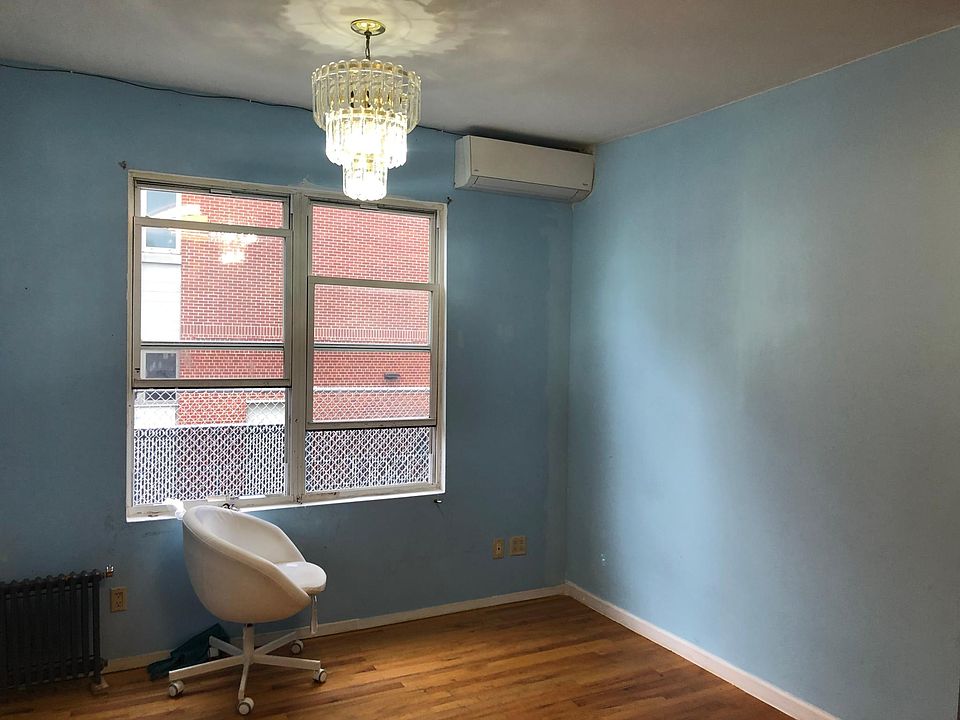 1st image of 8718 24th Ave #2