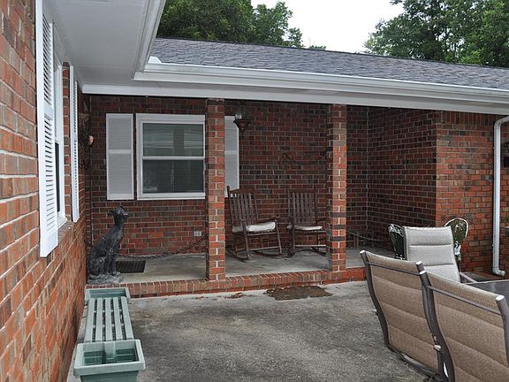3rd image of 112 Pleasant Hill Dr