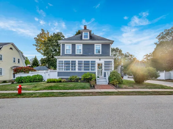7 Melrose St, Amesbury, MA 01913