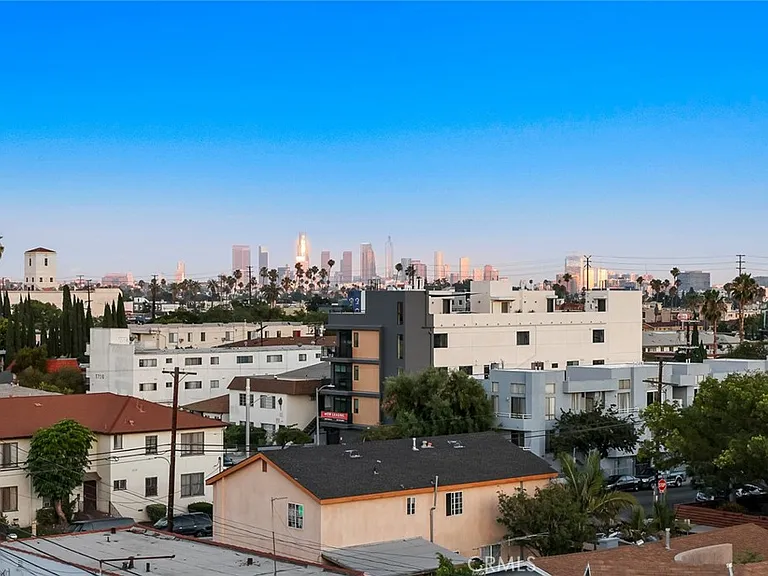 5820 La Mirada Ave #401 — Photo 52