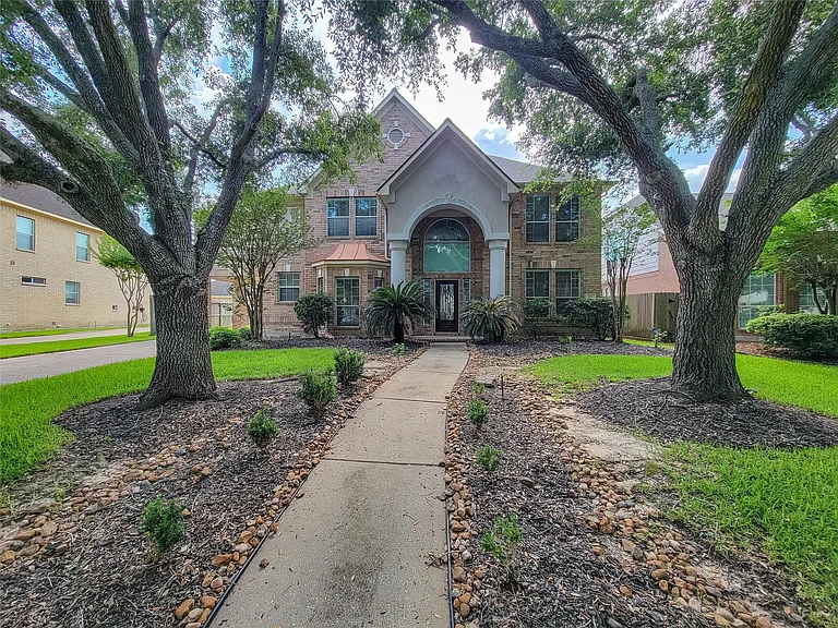 914 Ivory Ridge Ln — Photo 2