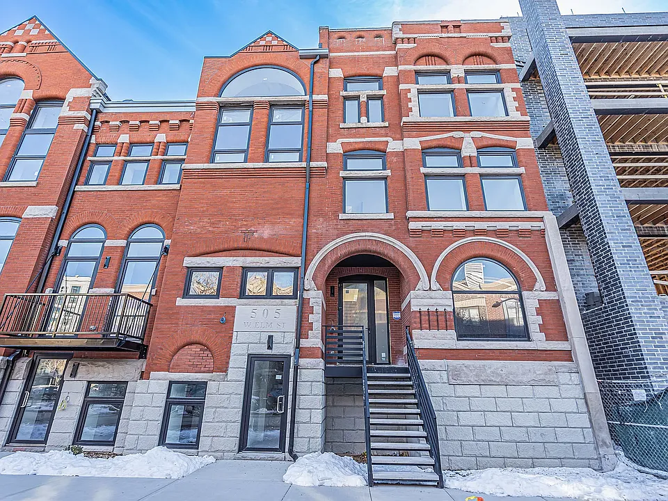 505 W Elm St #7