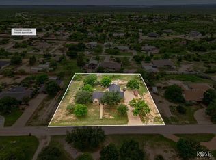 126 Bagpipe Rd, San Angelo, TX 76901