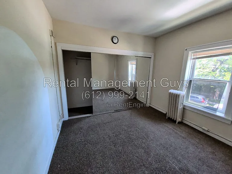 2300 W 50th St #11 — Photo 3