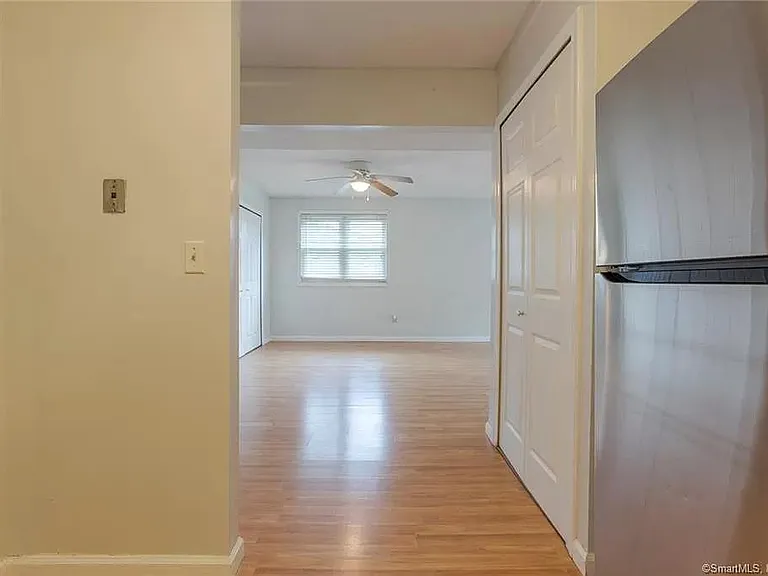 612 Twin Circle Dr #612 — Photo 8