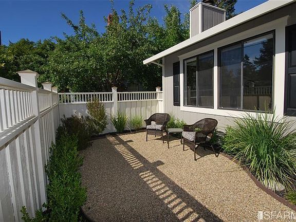 2nd image of 876 4th St E