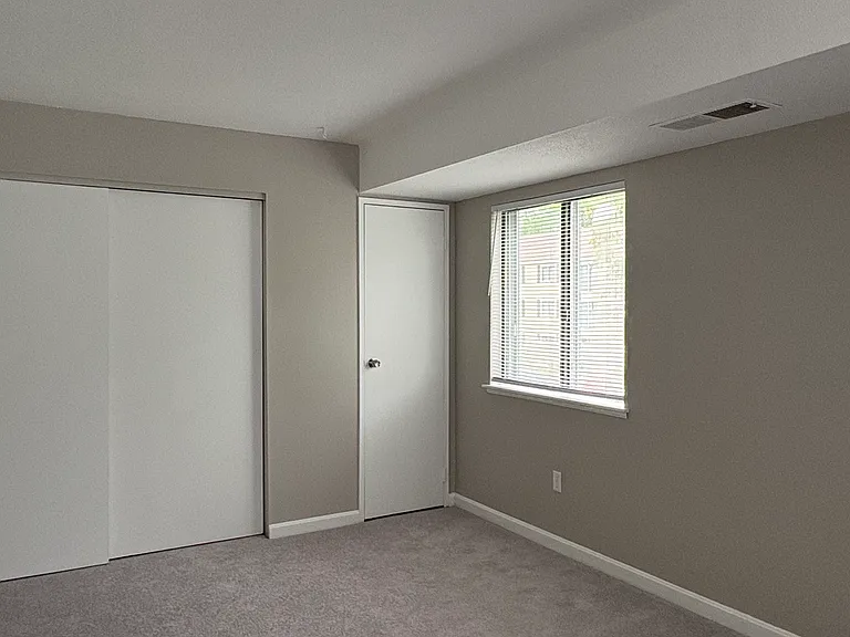 57 Village Brook Ln #5 — Photo 13