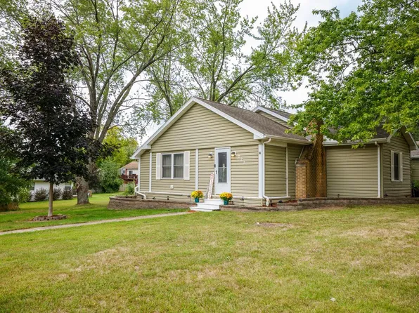 225 Park AVENUE, Twin Lakes, WI 53181