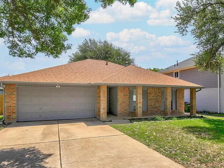 502 Eaglecreek Dr — Photo 4