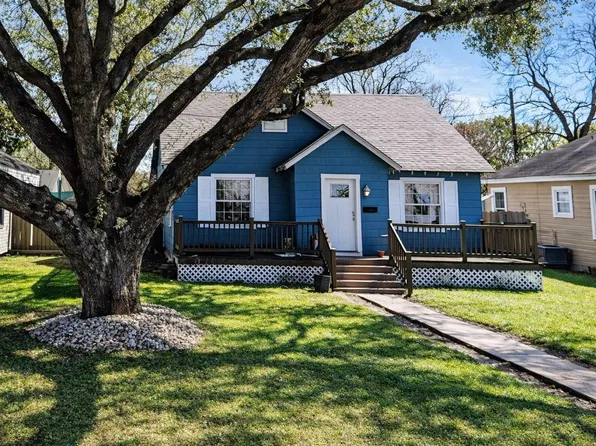 405 13th Ave N, Texas City, TX 77590