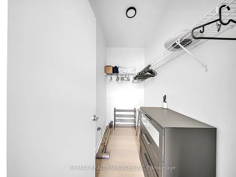 501 Adelaide St W #1404 — Photo 19