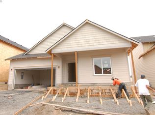 948 E 16th St, Lafayette, OR