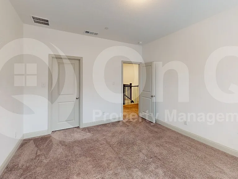6242 Blythe Dr — Photo 9