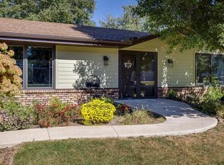 3459 Bee Ln, Beloit, WI 53511