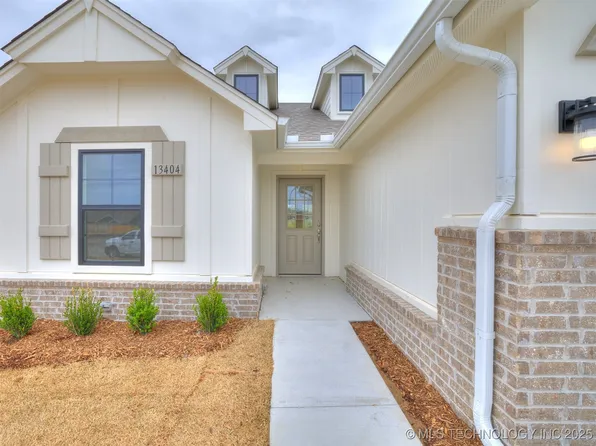 13404 E 123rd Pl, Collinsville, OK 74021