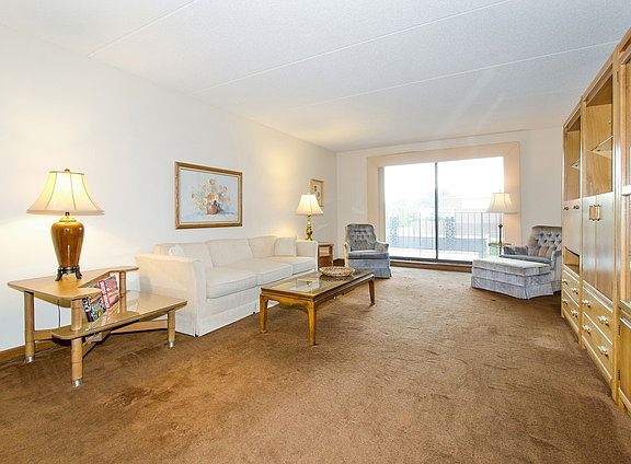 2nd image of 9346 Landings Ln Unit 107