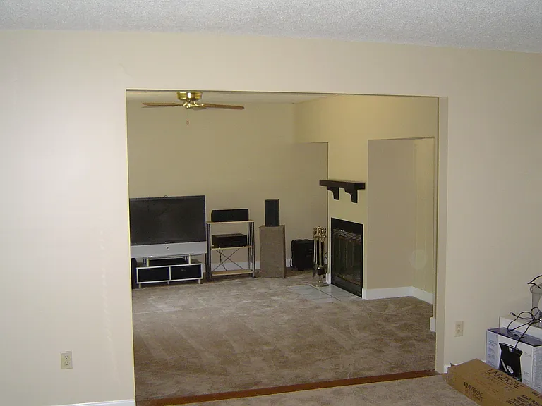 7006 Scottsford Pl — Photo 11