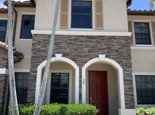 585 SE 32nd Ter #585, Homestead, FL 33033