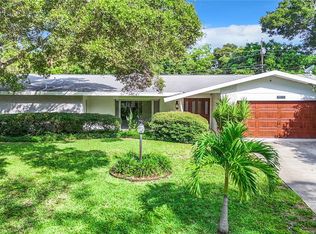 826 Fountainhead Dr, Largo, FL 33770