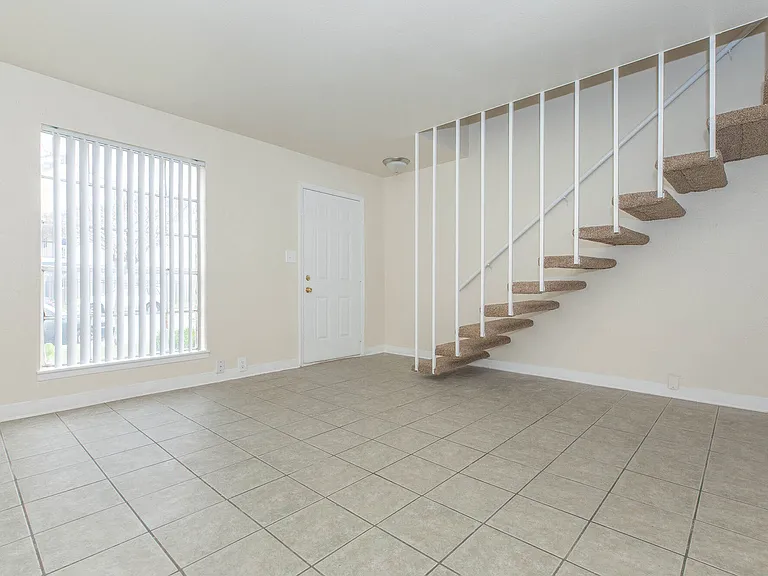 Unity Pointe Apartments — Photo 21