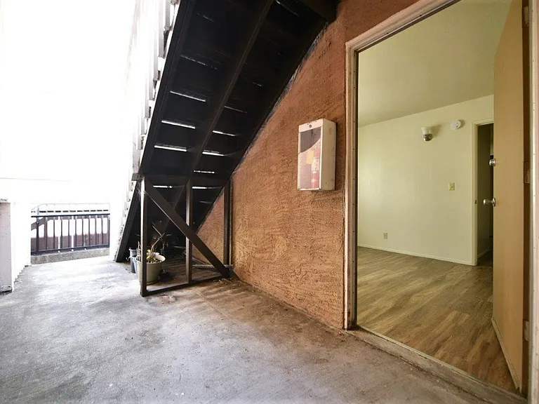 1909 Dwight Way — Photo 17