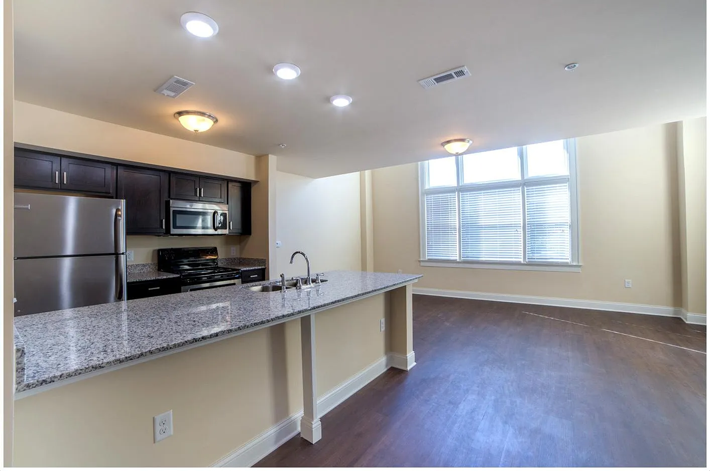 Temple Lofts — Photo 4