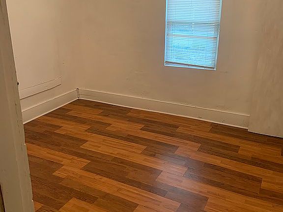 4th image of 1381 South Ave