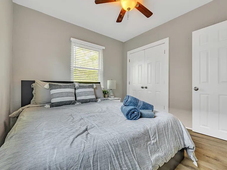 153 S Ave SE #2 — Photo 12