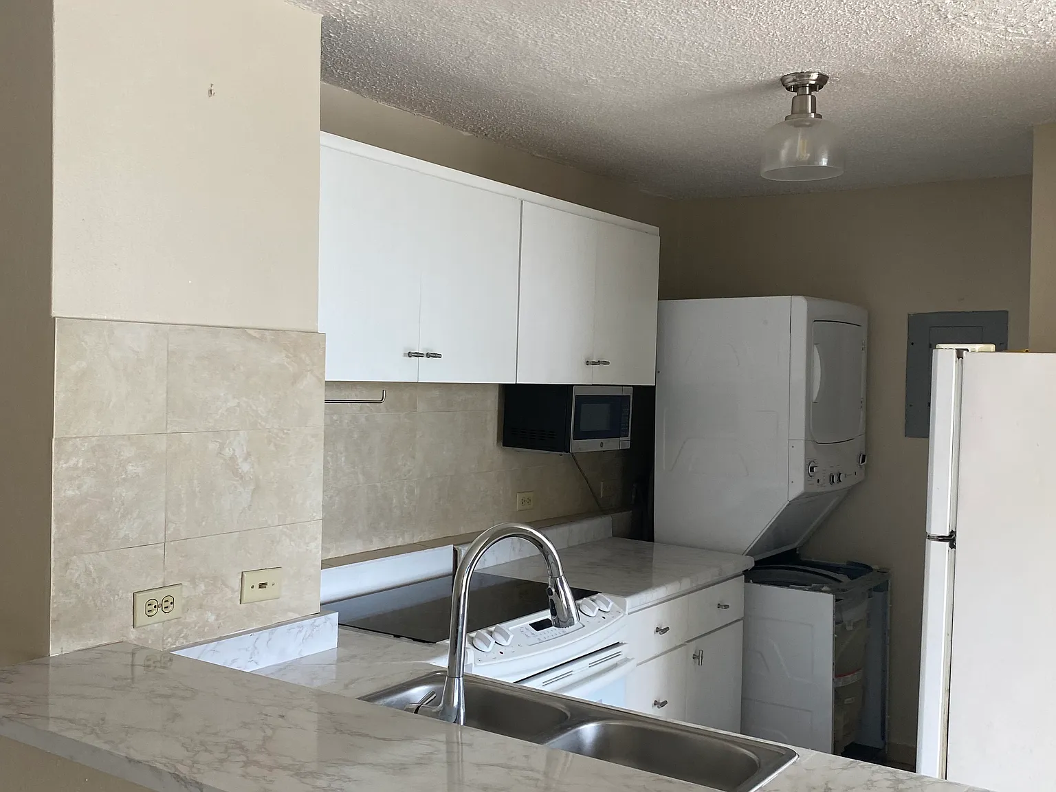 1 bed, $1,600 — Photo 4