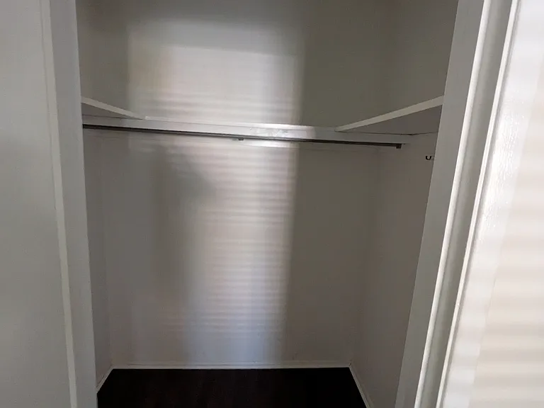 1221 Wellington Ln — Photo 12