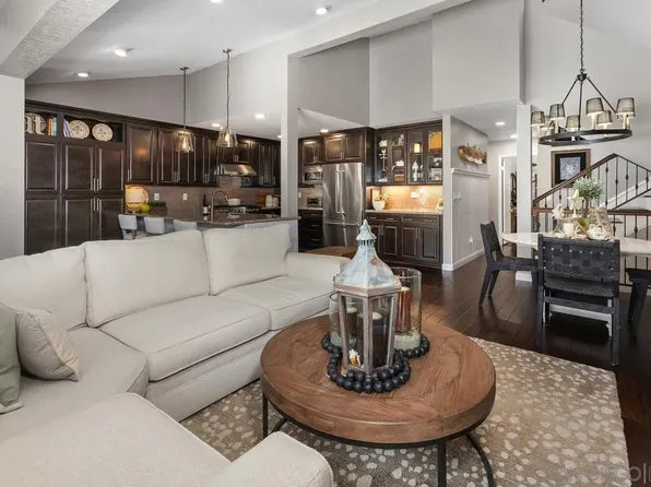 4533 Gesner St, San Diego, CA 92117