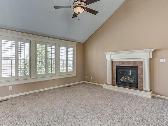 3rd image of 4805 S 22nd St