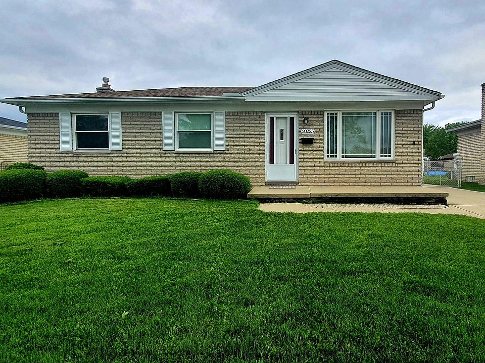 1st image of 20225 Garden Ct