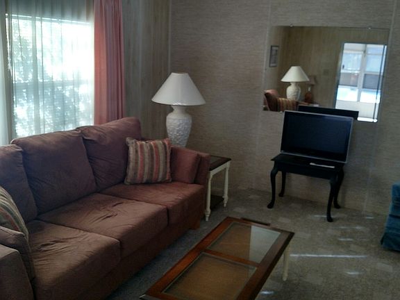 4th image of 226 Cayuta Ave.