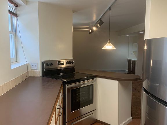 4th image of 1331 N Franklin St APT A