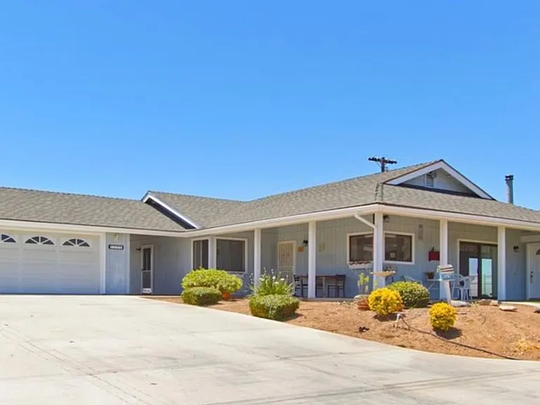 1776 E Alvarado St — Photo 1