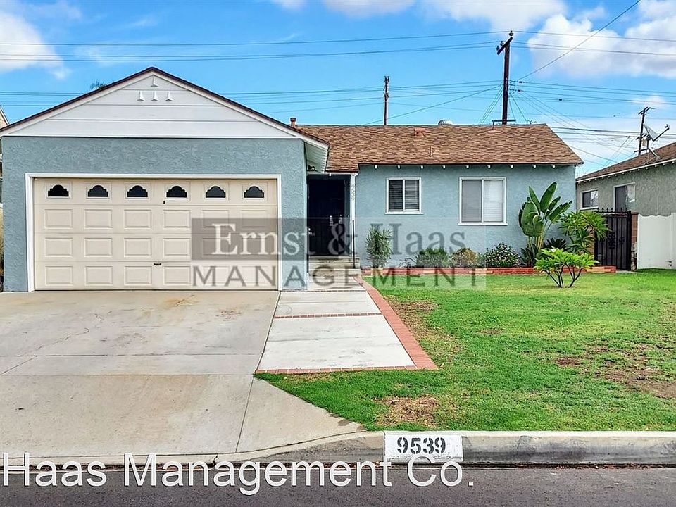 1st image of 9539 Cloverwood St