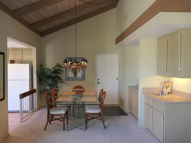2360 Miramonte Cir W #F — Photo 8