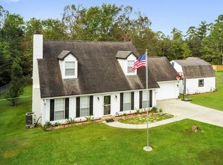 18502 Robinwood Dr, Saucier, MS 39574