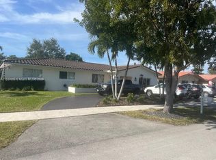 1710 SW 103rd Ave, Miami, FL 33165