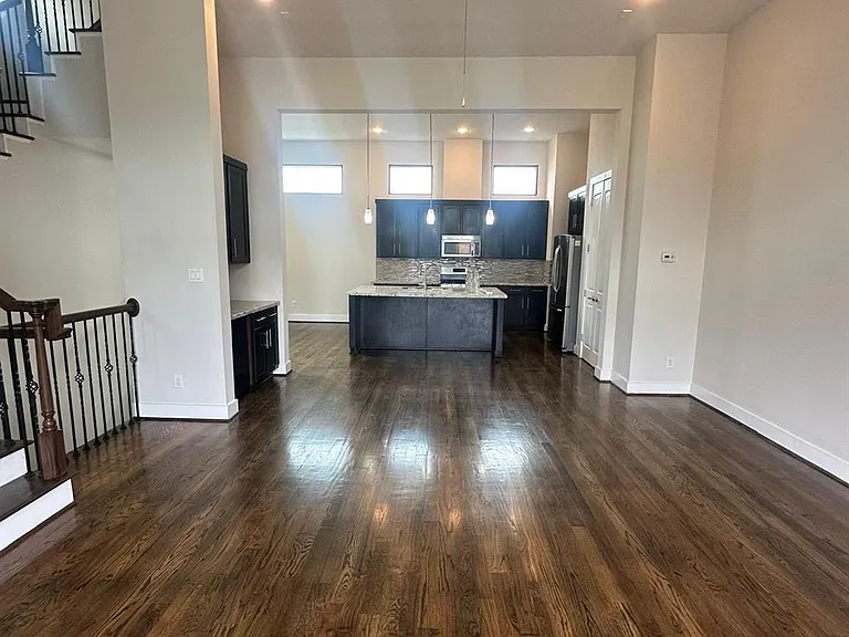 4106 Marina St — Photo 6