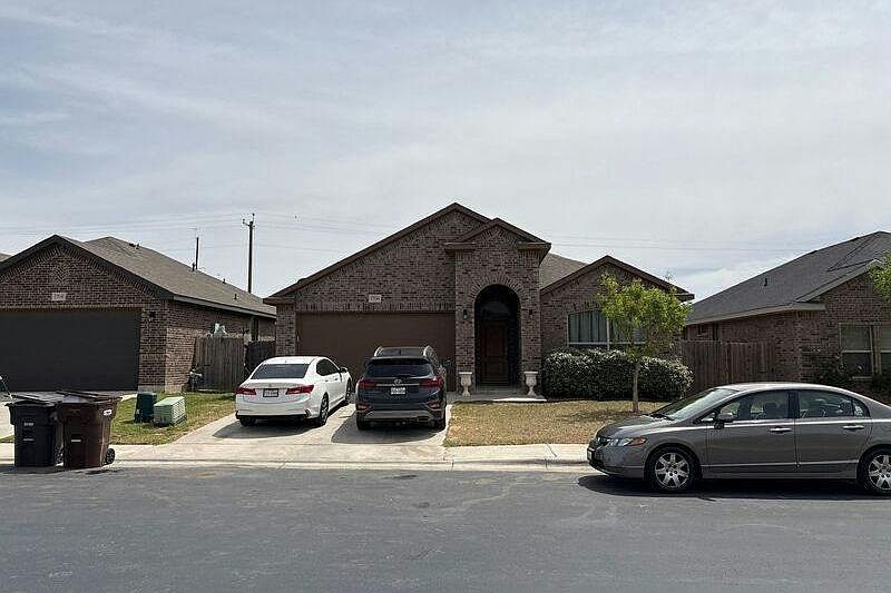 1st image of 1706 Pavilion Pkwy