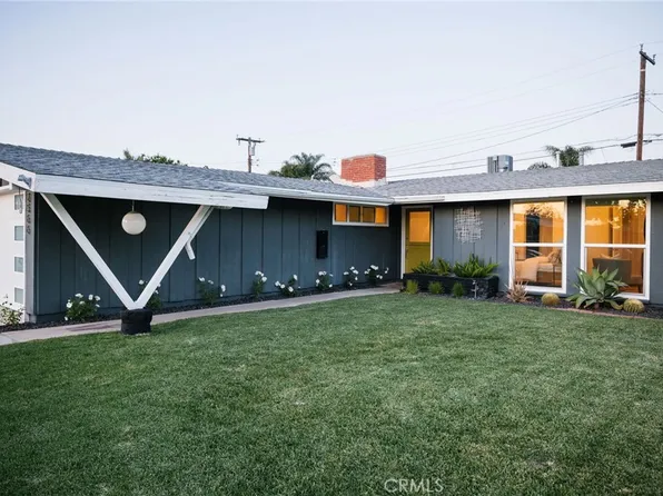 2566 Oxford Ln, Costa Mesa, CA 92626