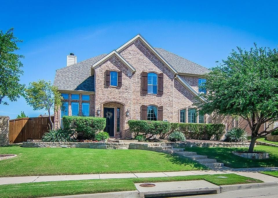 1st image of 1026 Everglades Dr