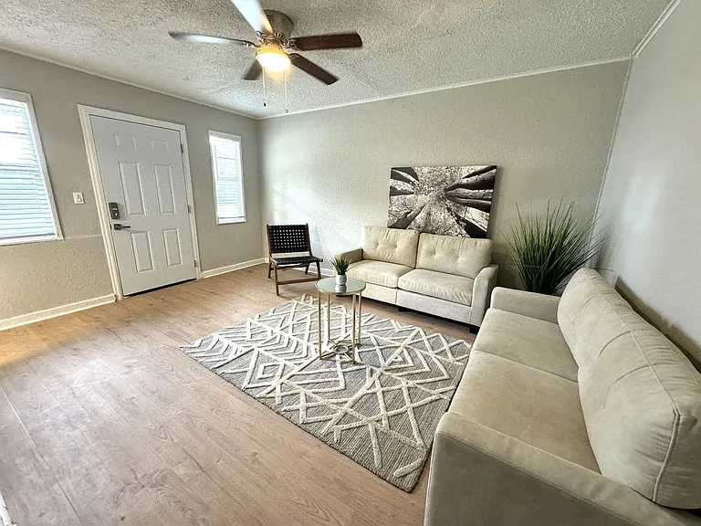 5951 Wilmar Rd — Photo 4