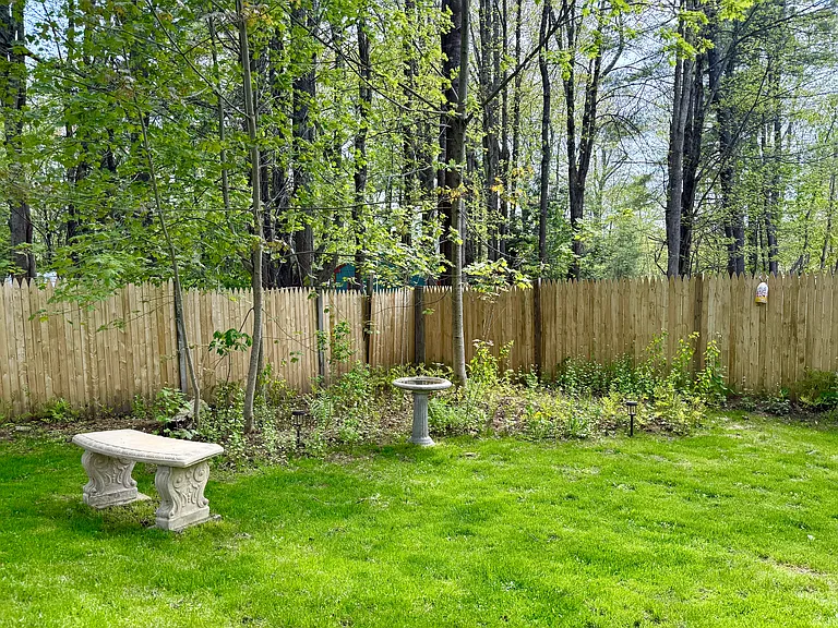 9 Holland Pl #1 — Photo 13