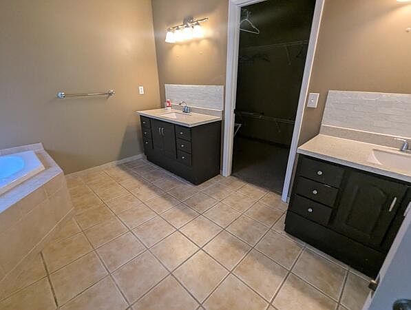 4278 Arbour Dr, photo 6