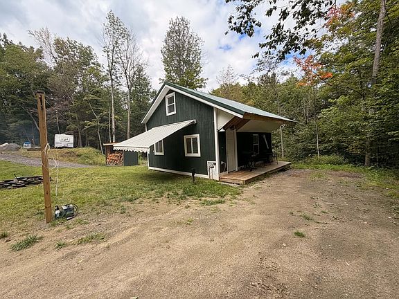 4th image of 27 Navaho Ln