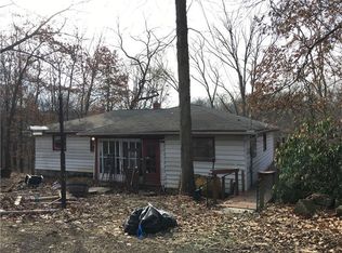 114 Waterway Dr, Slippery Rock, PA 16057